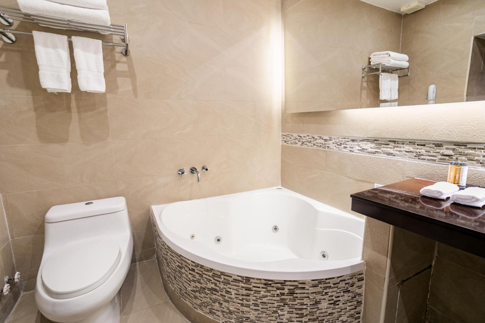 Wyndham Costa Del Sol Cusco Hotel Ngoại thất bức ảnh