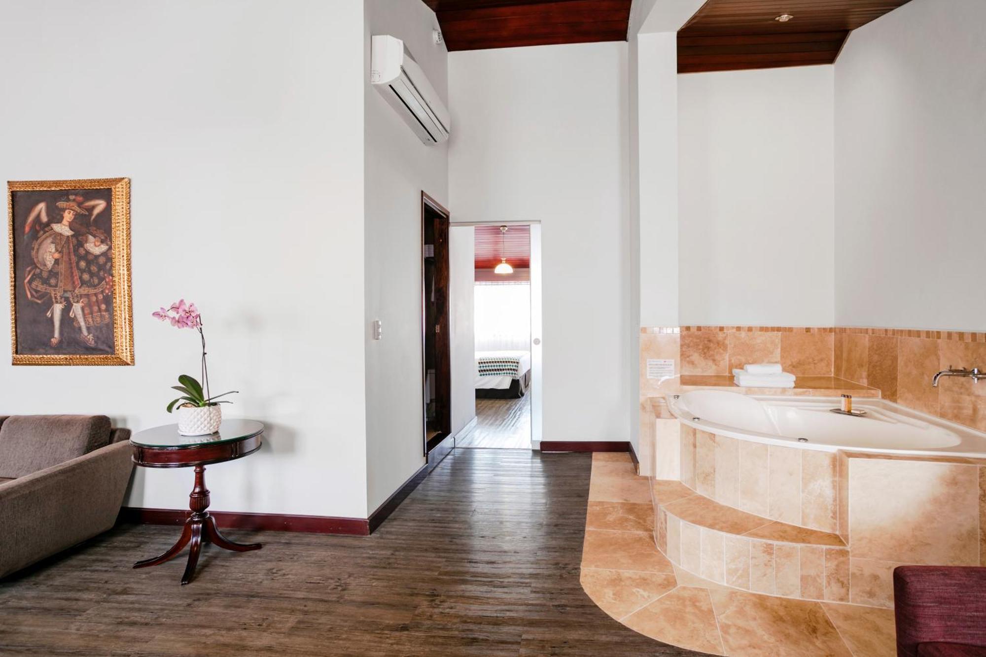 Wyndham Costa Del Sol Cusco Hotel Ngoại thất bức ảnh