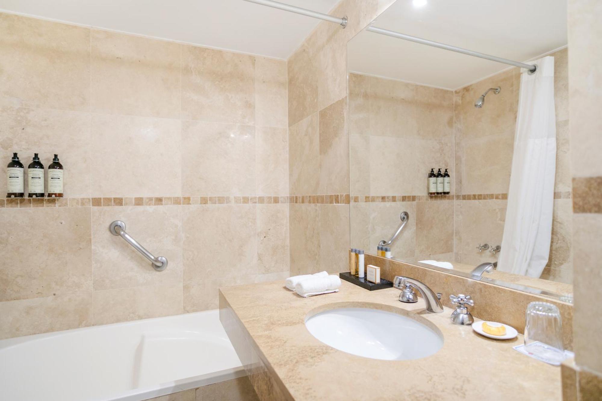 Wyndham Costa Del Sol Cusco Hotel Ngoại thất bức ảnh